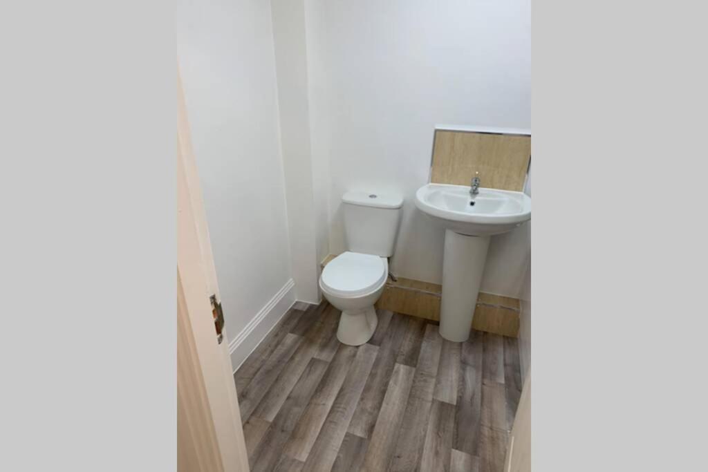 York City Centre, Recently Renovated 2 Bedroom Flat Εξωτερικό φωτογραφία