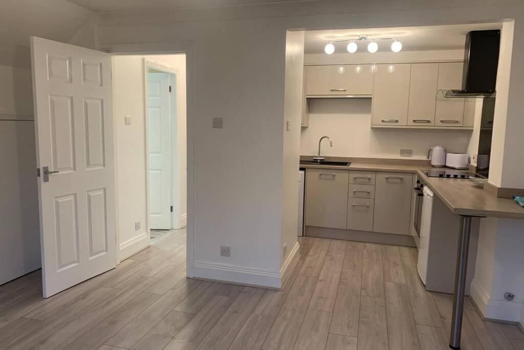 York City Centre, Recently Renovated 2 Bedroom Flat Εξωτερικό φωτογραφία
